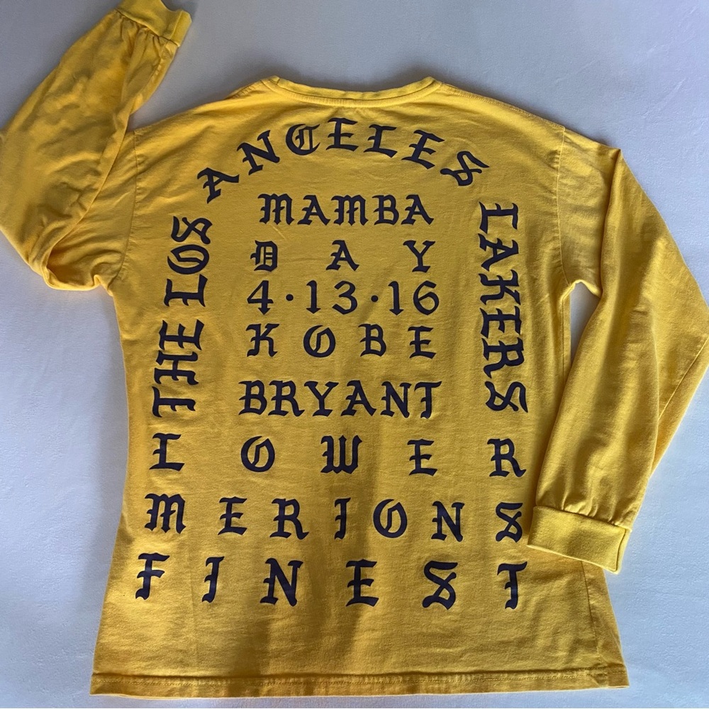 bootleg 💯 cotton “i feel like kobe” yellow long sleeve / size large